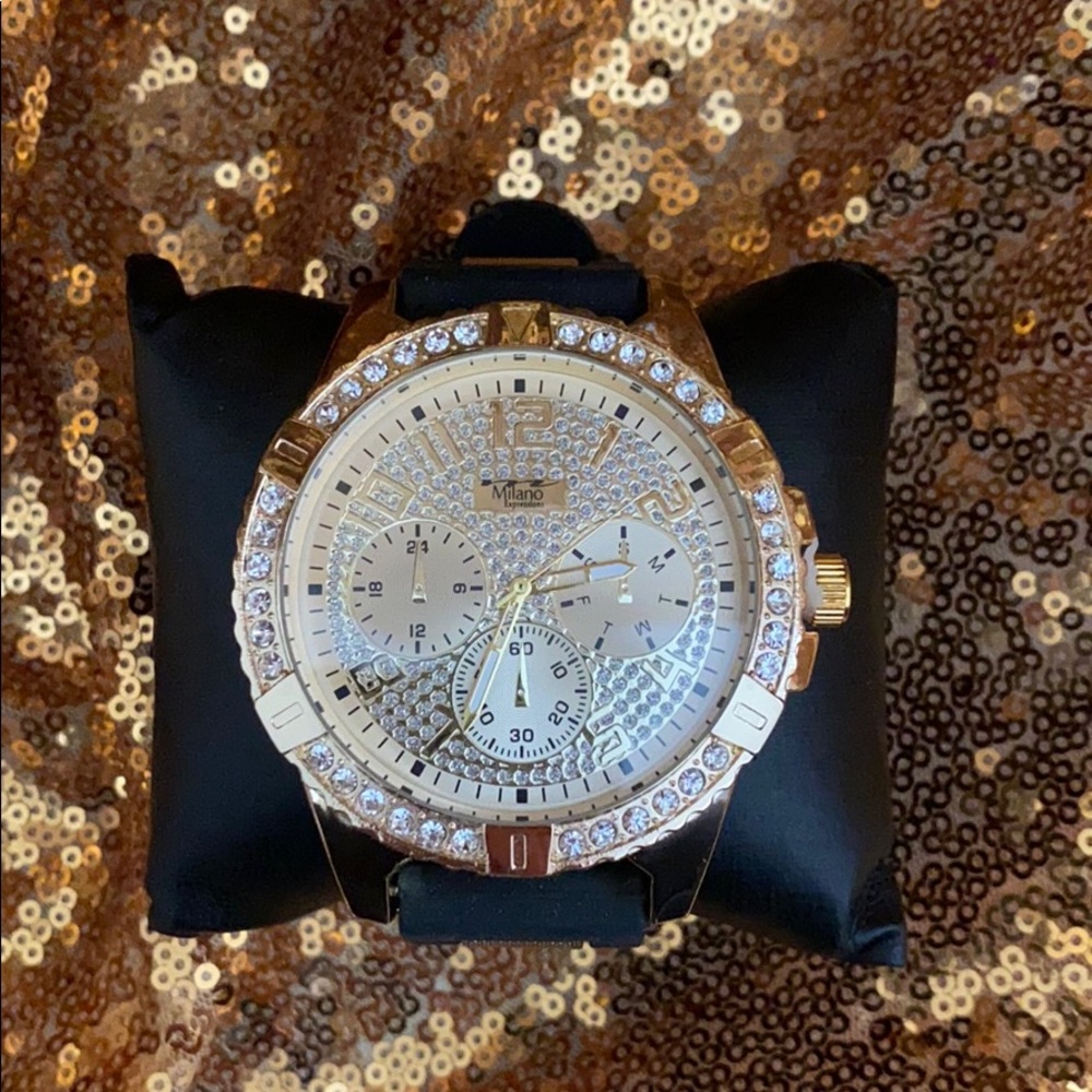 Men’s big face gold black flashy watch